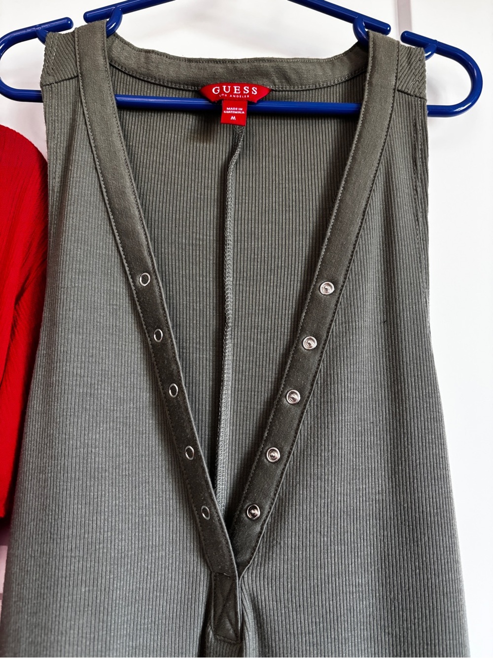 Guess Red Short-Sleeve Tie-Front Top - Picture 5 of 5
